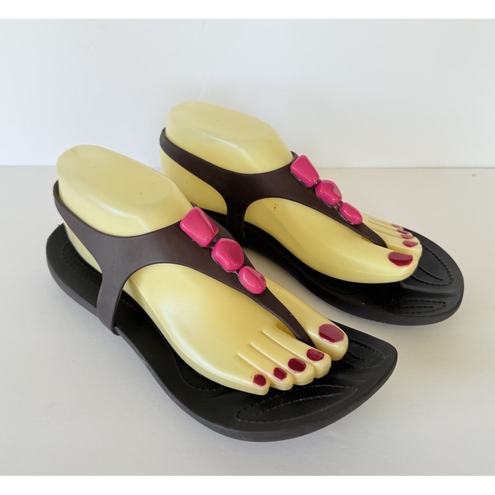 Crocs Aliana Flip Flops T Strap Slip On Sandals Women Sz 8 Brown Pink Beads
